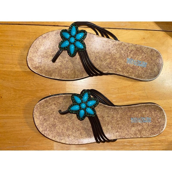 Guc Kenneth Cole Reaction Glam in Bloom Turquoise Beaded Flower Sandals SZ 8.5 - Picture 2 of 3